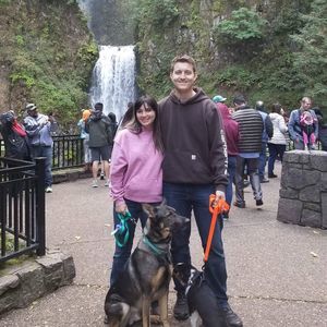 Meet your Posher, Larissa